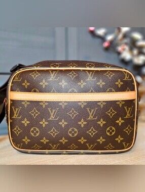 Authentic LOUIS VUITTON Monogram Reporter PM Travel Bag